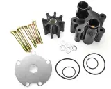 Kit pour changer turbine moteur hors bord Mercury 2 temps : turbine, carter, vis, rondelles et joints.